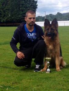 Pastor Alem�o Qualidade Superior 